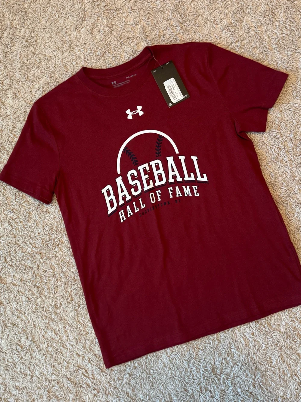 NWT Under Armour Maroon Baseball Hall of Fame Graphic Tee, youth L